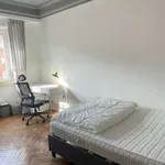 Rent a room in lisbon