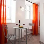 Rent 3 bedroom apartment in Lisboa