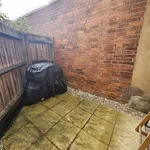 Rent 2 bedroom flat in Reading