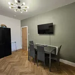 Rent 5 bedroom house in Yorkshire And The Humber