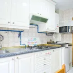 Rent 3 bedroom apartment of 120 m² in madrid