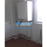 Rent 3 bedroom apartment of 85 m² in Pitești