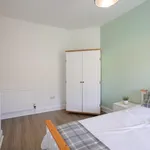 Rent 3 bedroom house in Edinburgh  West