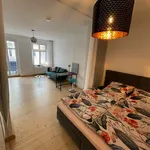 Rent 1 bedroom apartment of 46 m² in Berlin