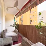 Rent 3 bedroom apartment in barcelona