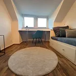 Miete 4 Schlafzimmer wohnung von 92 m² in Lübeck