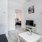 Rent 2 bedroom apartment of 60 m² in London