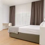 Miete 1 Schlafzimmer wohnung von 818 m² in graz