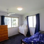 Rent 3 bedroom house of 785 m² in Moranbah