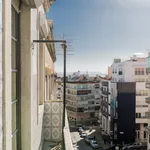 Rent 2 bedroom apartment of 70 m² in Lisbon