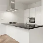 Huur 4 slaapkamer appartement van 128 m² in Amsterdam