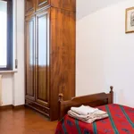 Rent a room in milan