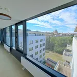 Pronajměte si 3 ložnic/e byt o rozloze 115 m² v Brno