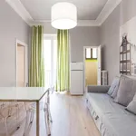 Rent 2 bedroom apartment of 70 m² in milan