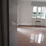 Affitto 3 camera appartamento di 80 m² in Lavena Ponte Tresa