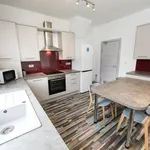 Rent 6 bedroom house in Leeds