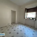 Affitto 4 camera appartamento di 110 m² in Reggio Calabria