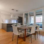 Rent 3 bedroom apartment of 130 m² in milan