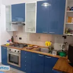 Affitto 3 camera appartamento di 70 m² in Bologna