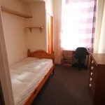 Rent 4 bedroom flat in Scotland