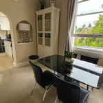 Rent 1 bedroom flat in Elmbridge