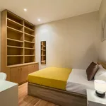 Rent a room of 83 m² in Barcelona