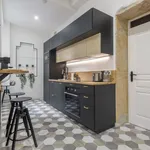 Appartement de 398 m² avec 1 chambre(s) en location à Lyon