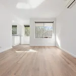 Rent 2 bedroom apartment in Melbourne