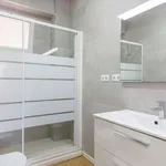 Rent a room of 100 m² in valencia