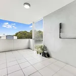 Rent 2 bedroom apartment in Buderim