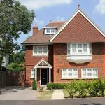 Rent 5 bedroom house in South East England