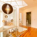 Rent 4 bedroom house of 300 m² in Lisbon