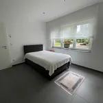 Miete 3 Schlafzimmer wohnung von 85 m² in Krefeld