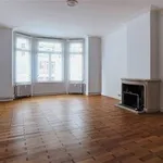 Huur 3 slaapkamer appartement in Ixelles