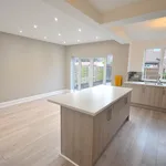 Rent 5 bedroom house in Trafford