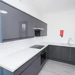 Rent 3 bedroom apartment of 98 m² in Sheffield