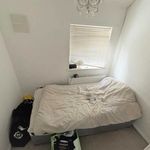 Rent 3 bedroom flat in Romford