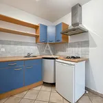 Appartement de 32 m² avec 1 chambre(s) en location à MELUNT