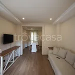 Rent 4 bedroom apartment of 80 m² in Firenze