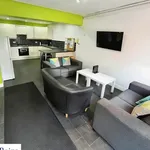 Rent 6 bedroom house in Newcastle-under-Lyme