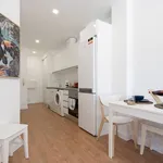 Rent 1 bedroom apartment of 50 m² in Porto