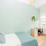 Rent a room of 143 m² in Valencia