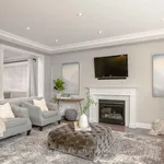 4 bedroom apartment of 48986 sq. ft in Oakville