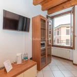 Rent 1 bedroom apartment of 35 m² in Brescia