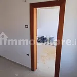 Affitto 3 camera appartamento di 64 m² in Naples