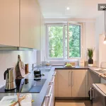 Rent 3 bedroom apartment of 109 m² in Paris