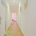 Rent 4 bedroom apartment in Lisbon