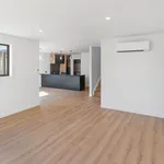 Rent 6 bedroom house in Karaka