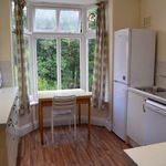 Rent 6 bedroom flat in Queens crescent