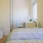 Rent a room in Madrid